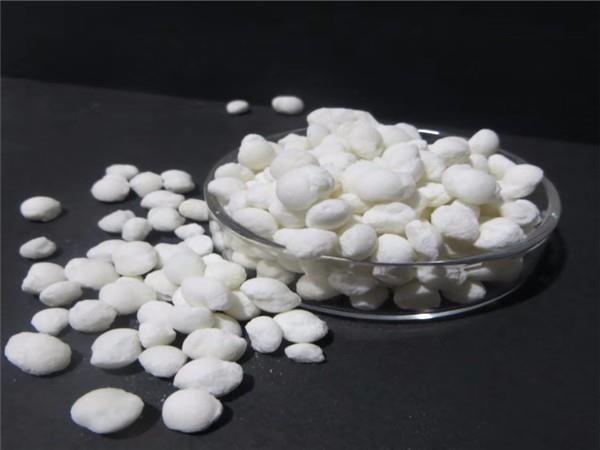 融雪劑生產(chǎn)廠家如何在市場(chǎng)上占據(jù)一席之地？